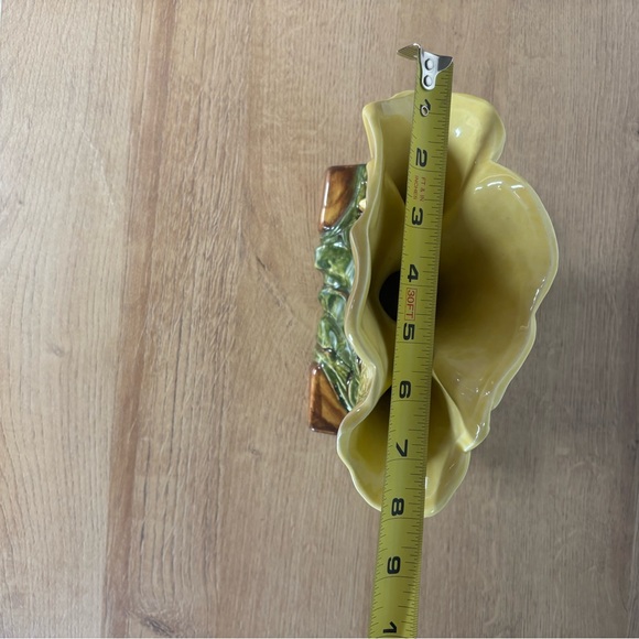 Rare Vintage McCoy Yellow Triple Lily Flower Vase MCM - Picture 3 of 4